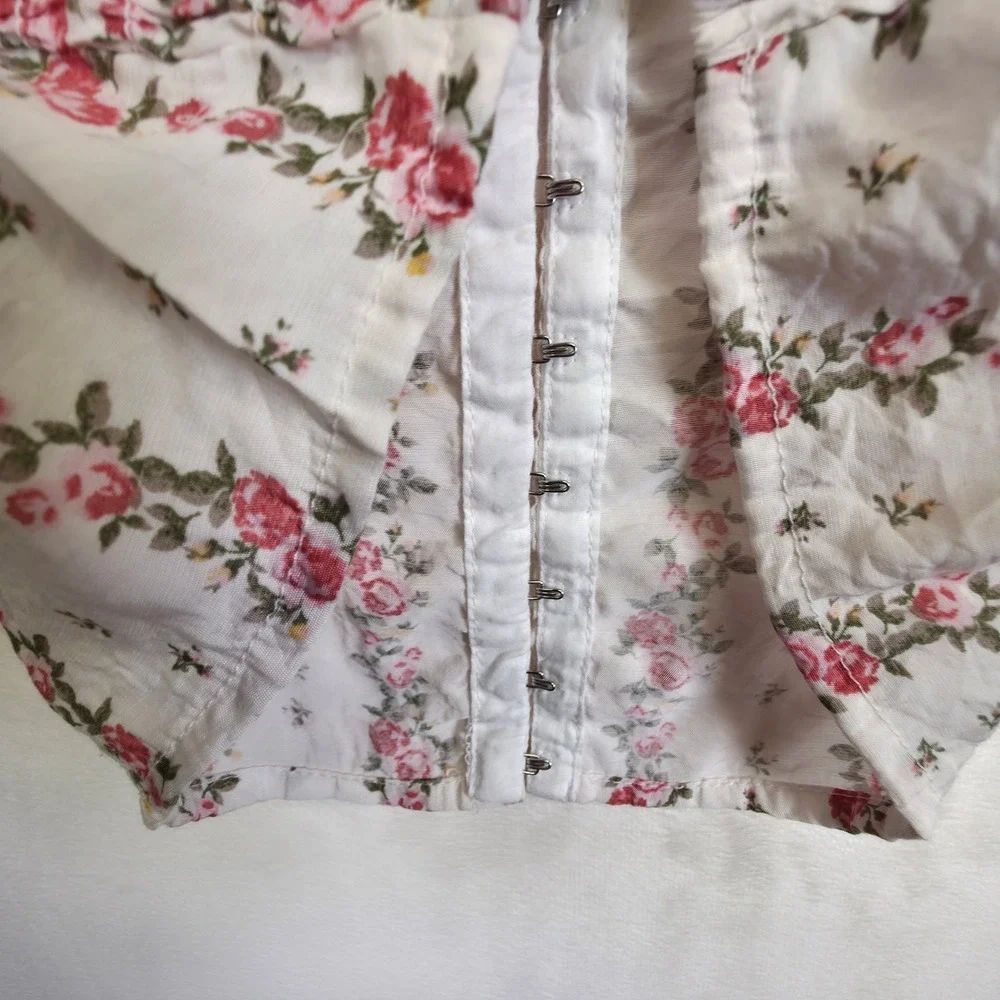 Sienna Sky‎ Blouse Womens L White Floral Smocked Cottagecore Fairycore Romantic - Picture 11 of 14